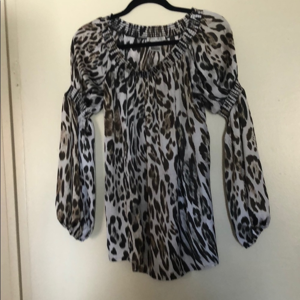 Alberto Makali off the shoulder top